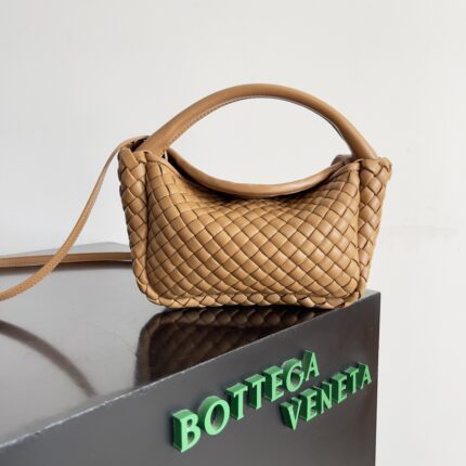 Bottega Veneta  Small Cobble Bag