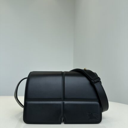 Burberry Snip leather crossbody bag