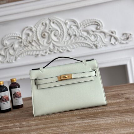 Hermes Kelly Pochette Swift Leather