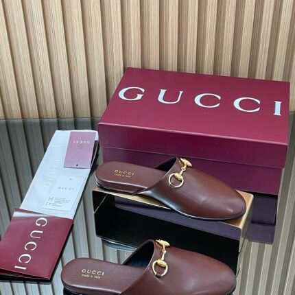 Gucci mule with Horsebit