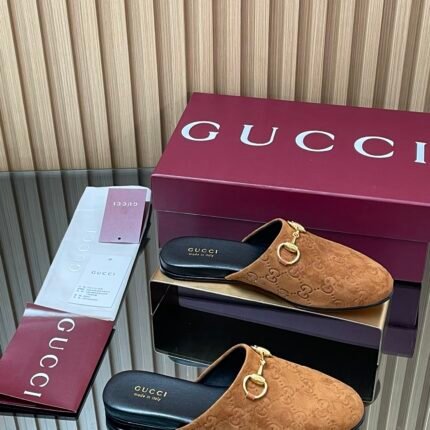Gucci mule with Horsebit